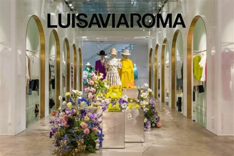 Luisaviaroma.com Reviews .